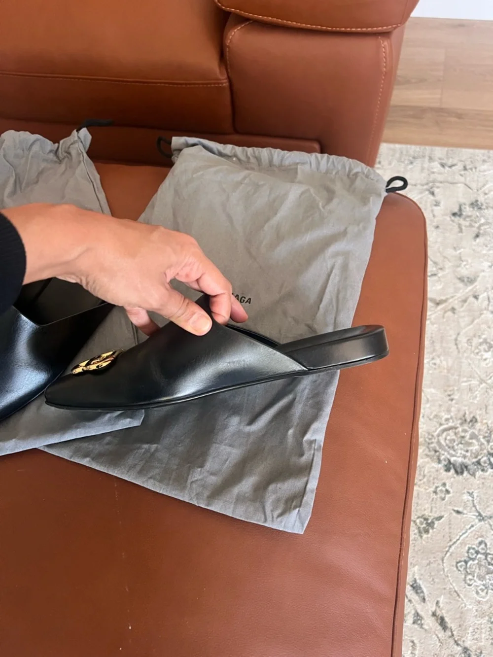 Authentic Balenciaga, black flats with gold emblem. - Picture 7 of 8